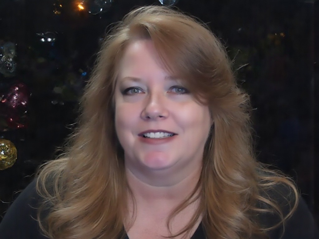 Dawn McCarty Headshot